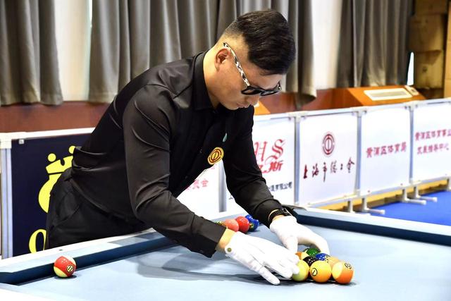 在其主场拿 在其主场拿